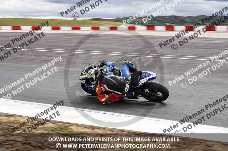 cadwell no limits trackday;cadwell park;cadwell park photographs;cadwell trackday photographs;enduro digital images;event digital images;eventdigitalimages;navarra;no limits trackdays;peter wileman photography;racing digital images;trackday digital images;trackday photos